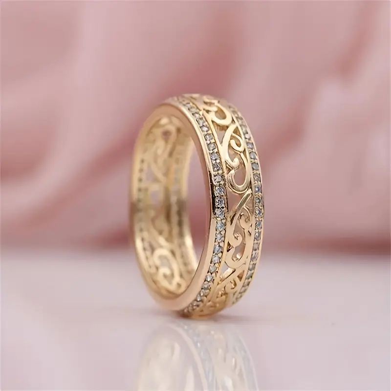 Monika | Zlatý prsten se zdobeným vzorem